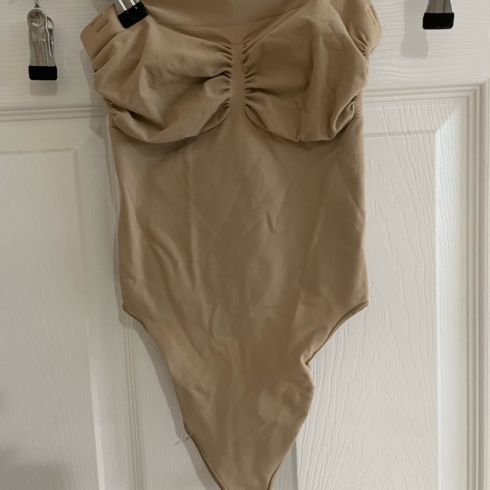 Skims body shaper